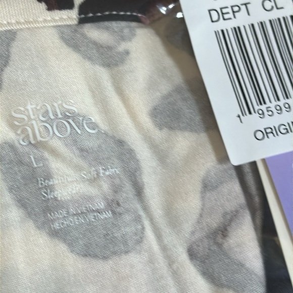 NWT Stars Above Leopard Print Pajama Set - Picture 8 of 8